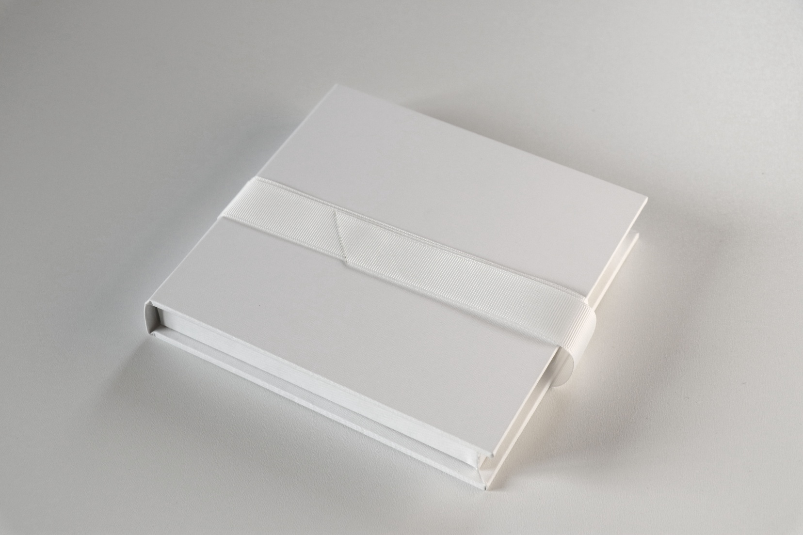 USB Case Paper-Bonded, mit Passepartout  13x13 cm