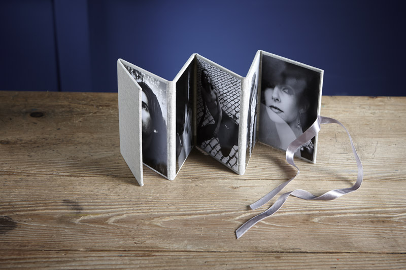 Zick-Zack Album, Leinen, 9x13, Peel&Stick, für 10 Bilder, Farben: Oatmeal oder Storm