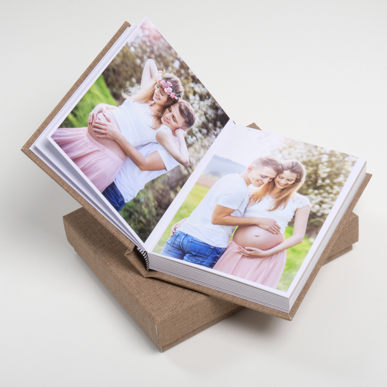 Jorgensen Peel&Stick Handtaschenalbum 9x13, mit Box. Leinen, light brown