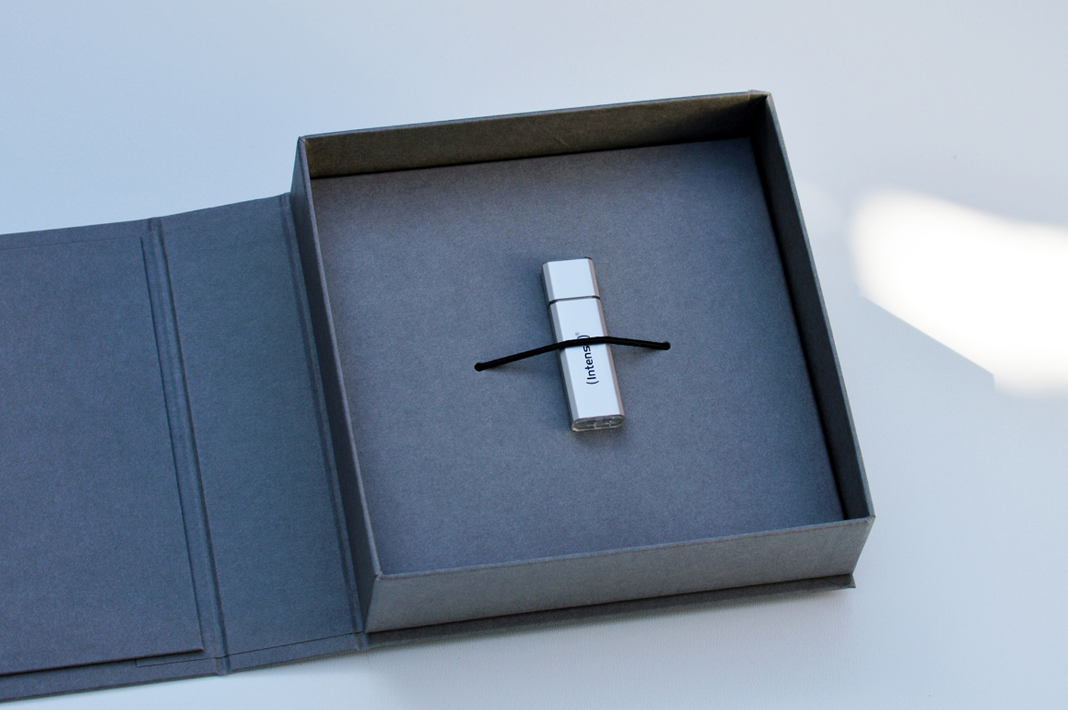 Box für einen USB Stick