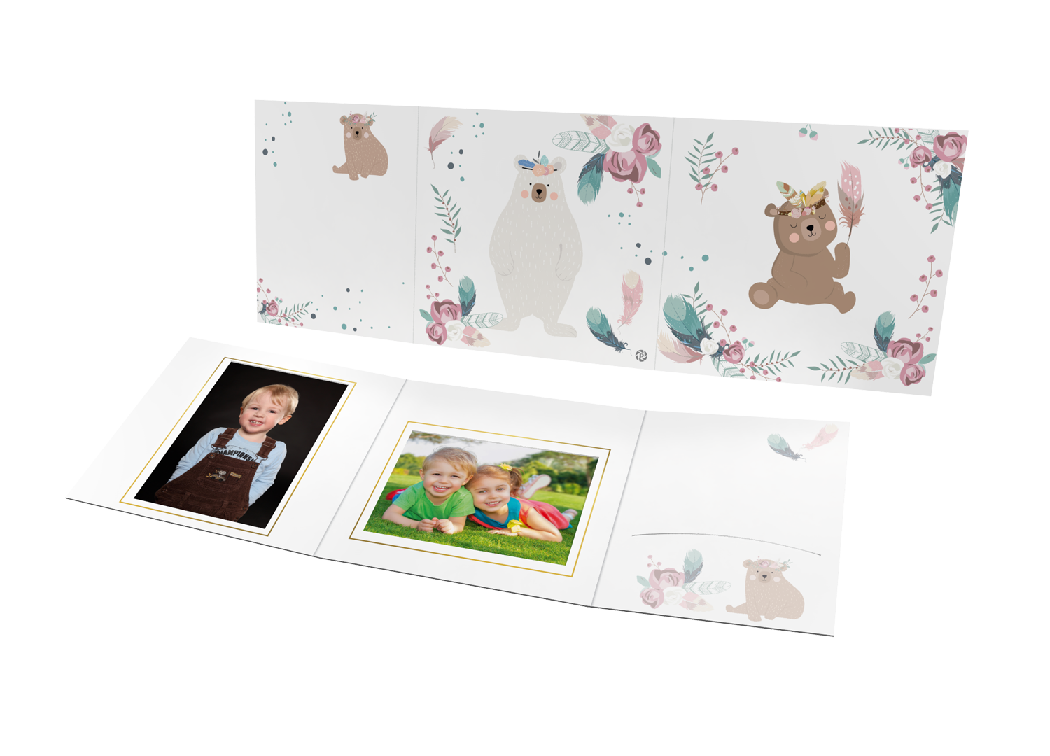 Schul- und Kindergartenmappe Bär, aufgefaltet, mit Bärenaufdruck und Kinderfotos
