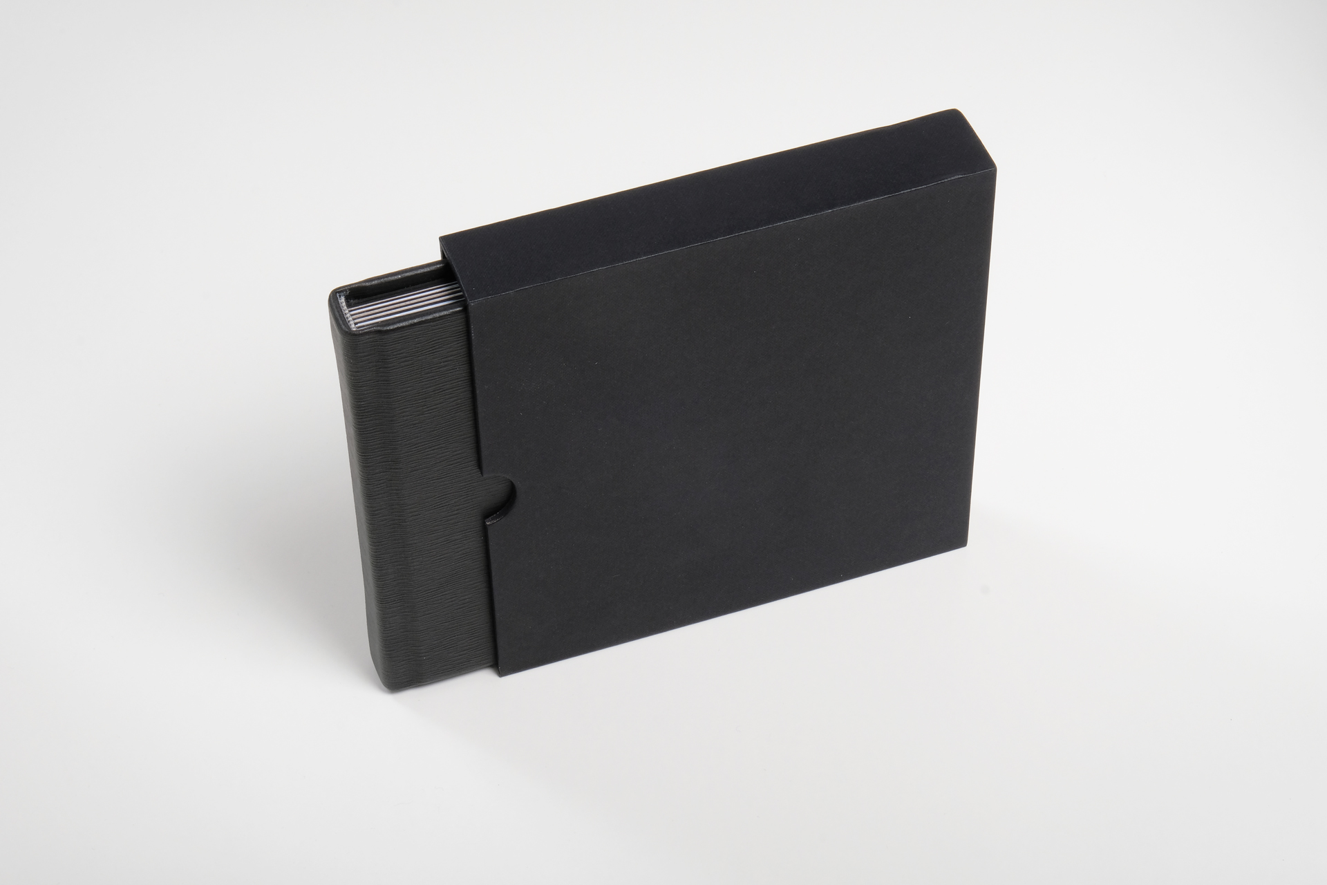Classica Album 15x15cm, Peel & Stick, schwarz, mit Schuber