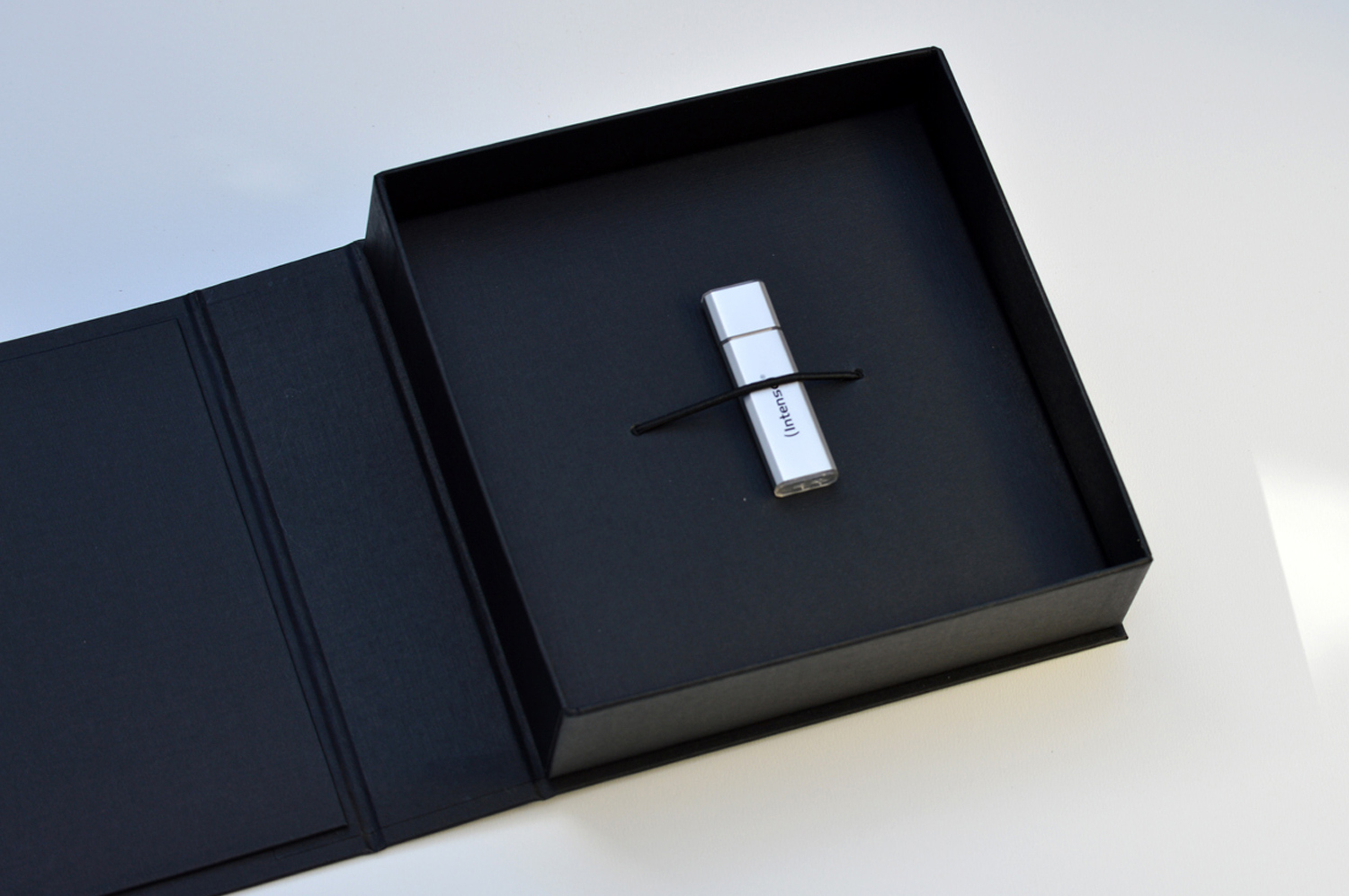 Box für einen USB Stick