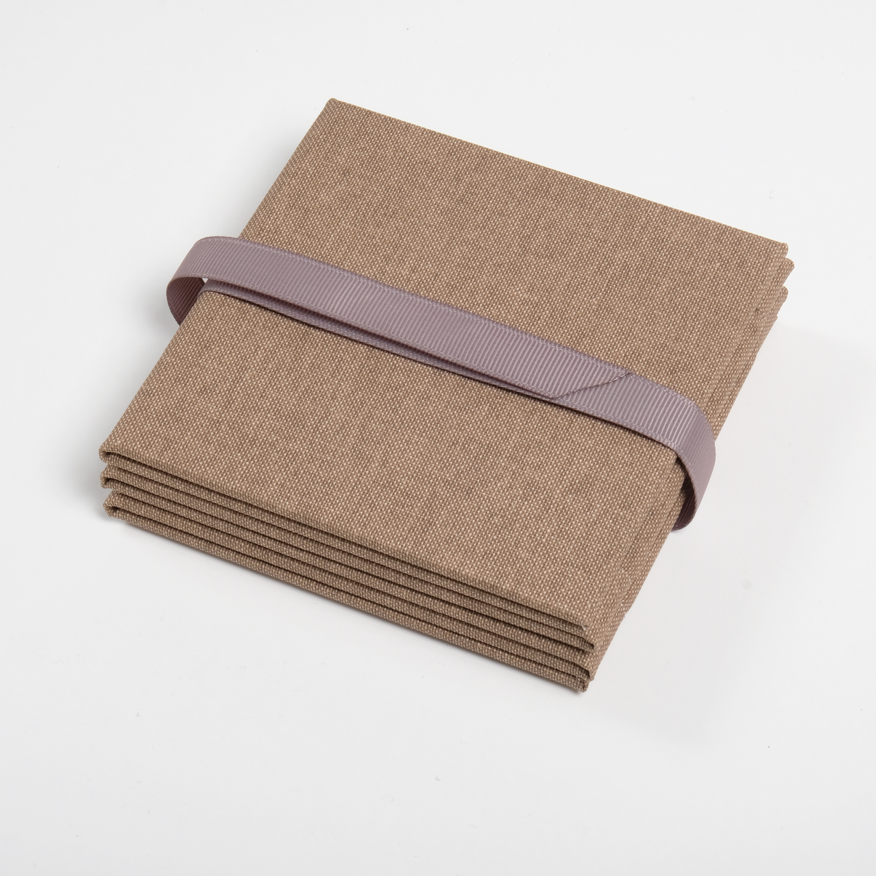 Jorgensen Peel&Stck Zick-Zack Album mit Satinband, Leporello 10x10cm, für 10 Prints, Farbe: Leinen - Light Brown