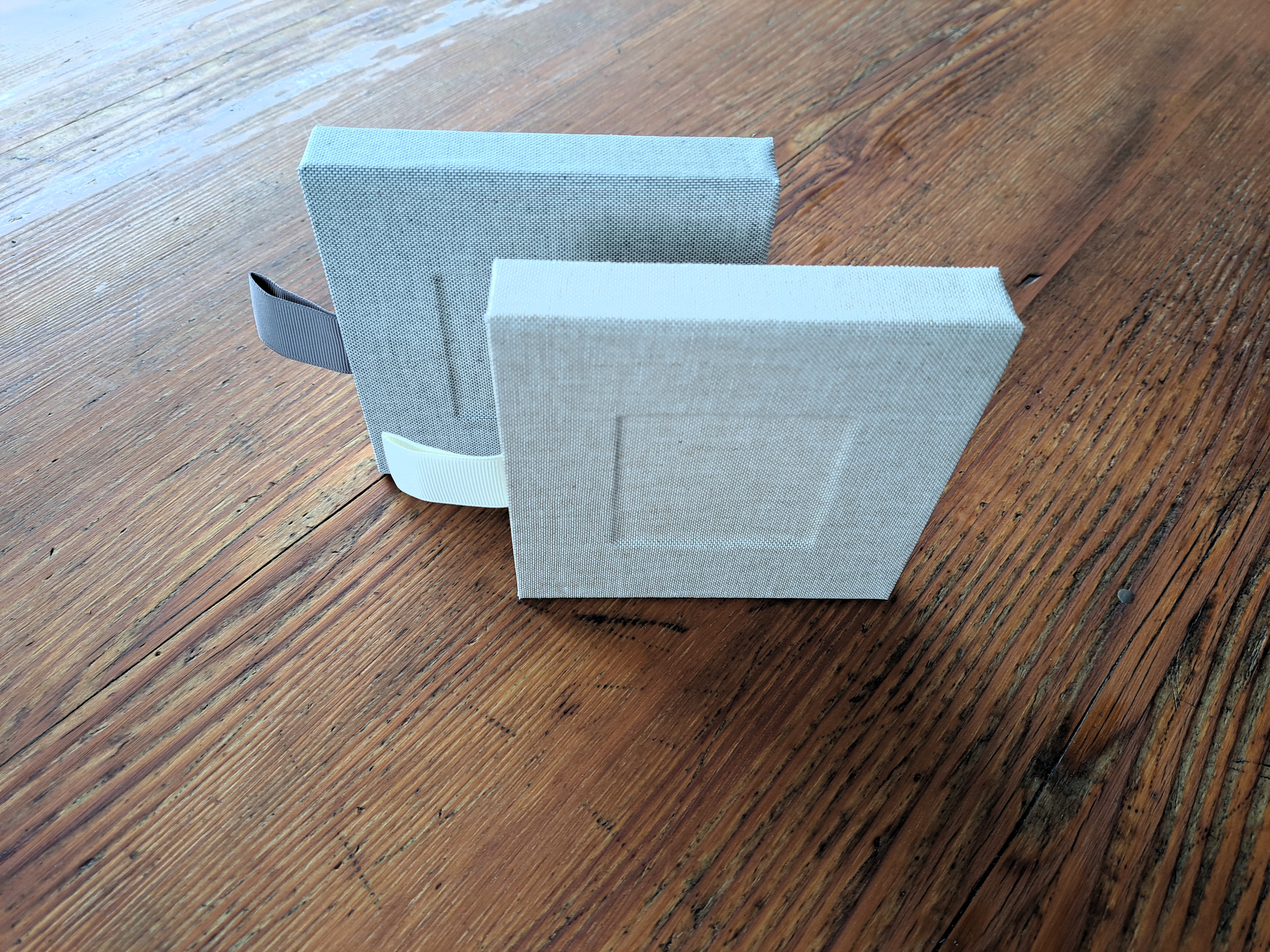 USB Case + Inlay mit Vertiefung