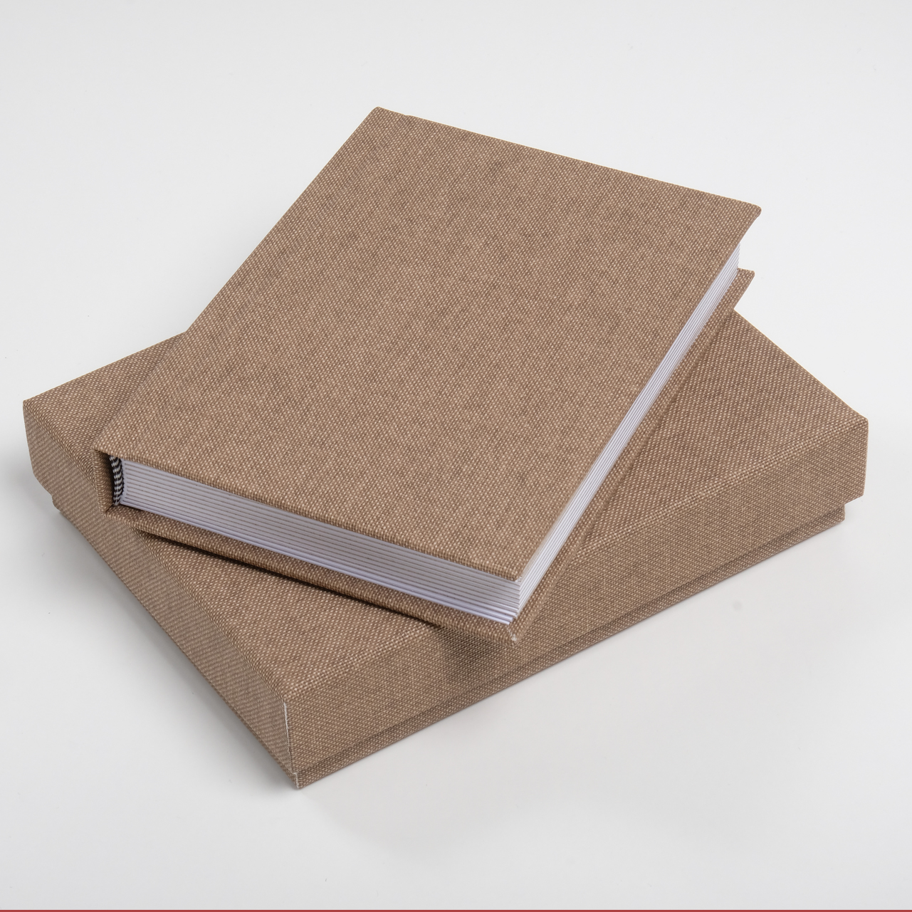 Jorgensen Peel&Stick Handtaschenalbum 9x13, mit Box. Leinen, light brown